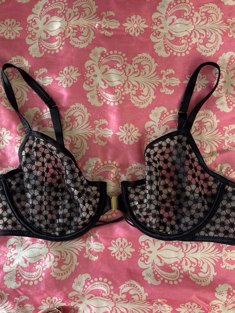 Victorias Secret Starburst Mesh unlined bra